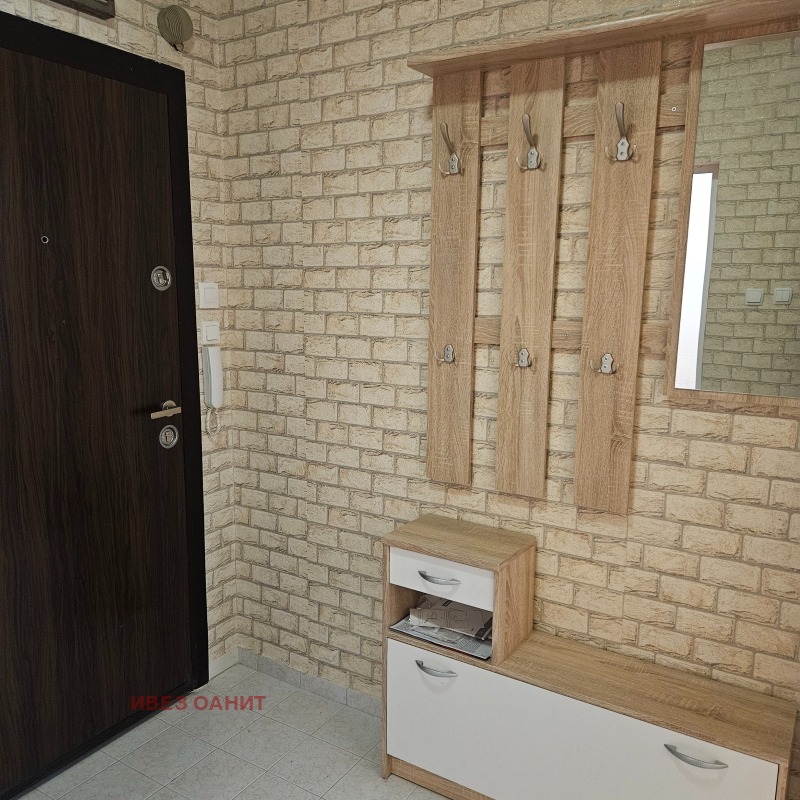 Til leje  1 soveværelse Sofia , Zona B-5 , 62 kvm | 28153064 - billede [13]