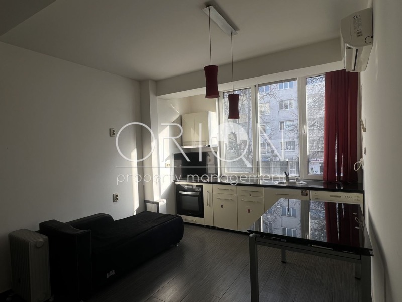 Дава под наем 3-СТАЕН, гр. София, Фондови жилища, снимка 2 - Апартаменти - 52827181