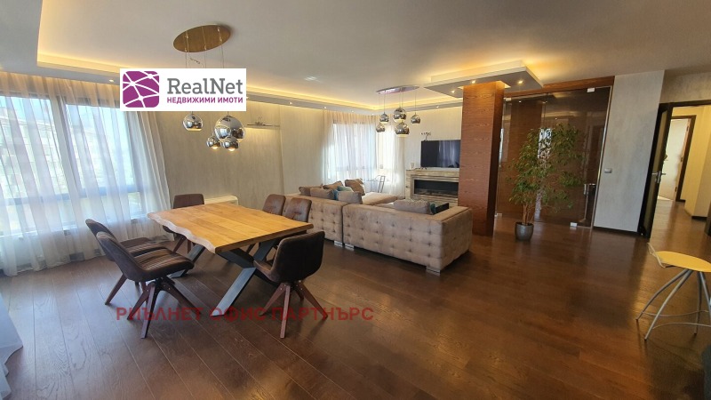 A louer  3+ chambres Sofia , Iztok , 195 m² | 78069283