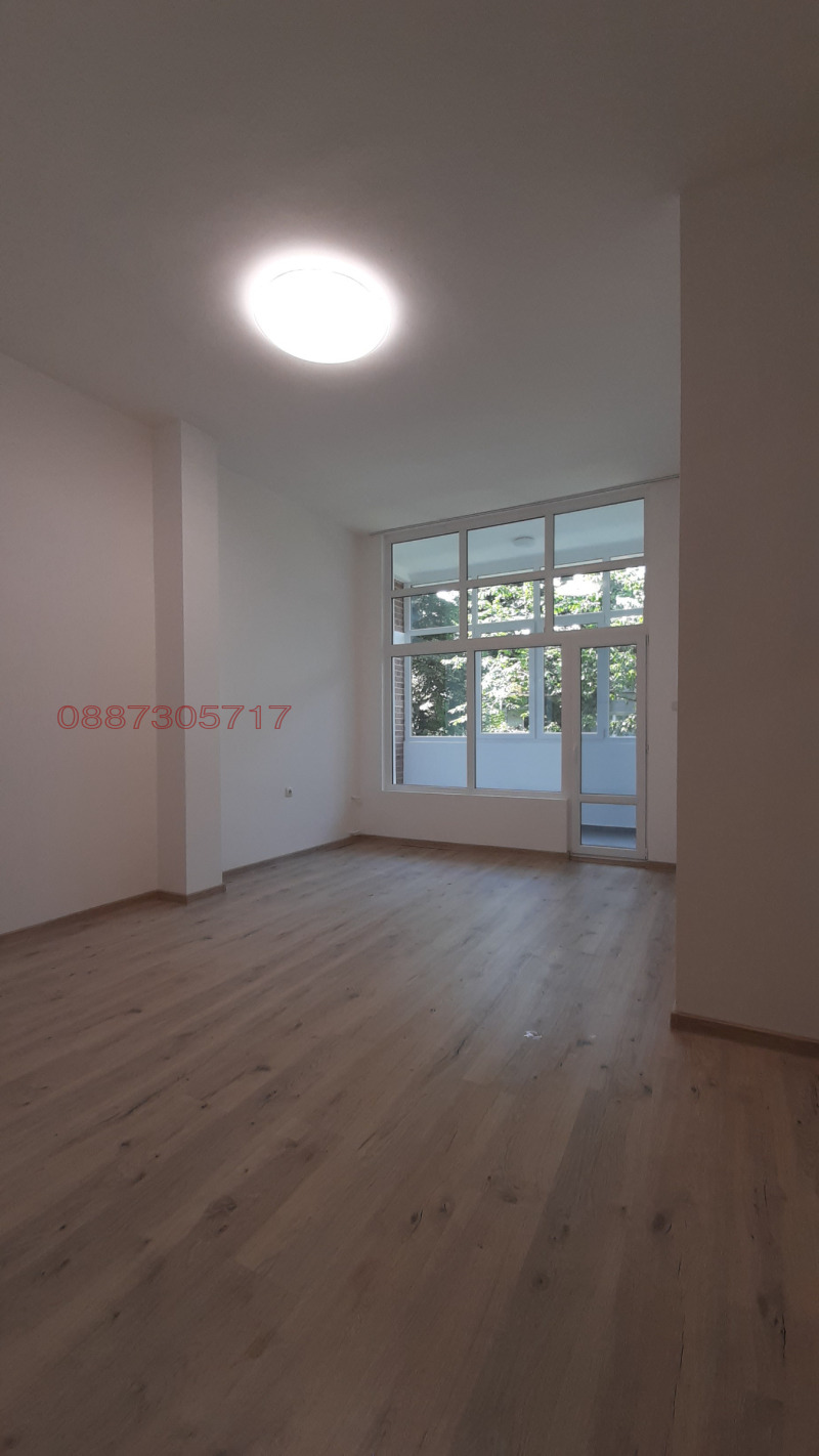 Προς ενοικίαση  Γραφείο Σοφηια , Λοζενετσ , 30 τ.μ | 93502865