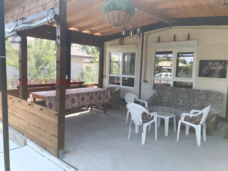 Дава под наем КЪЩА, гр. Варна, м-т Боровец - север