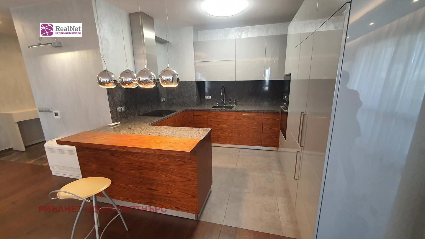 Дава под наем МНОГОСТАЕН, гр. София, Изток, снимка 3 - Апартаменти - 56302597