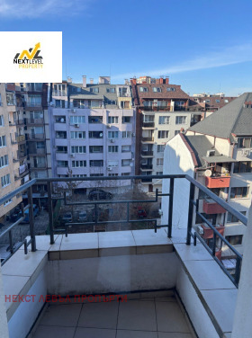 ���� ��� ���� 3-����� | Imot.bg � ����� ������ 8