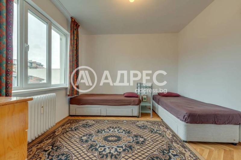 Дава под наем 3-СТАЕН, гр. София, Център, снимка 4 - Апартаменти - 53152377