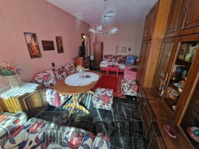 1 bedroom Vazrazhdane, Ruse 11