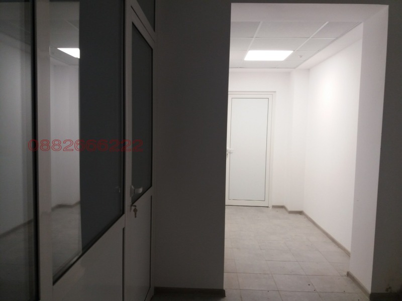 Дава под наем СКЛАД, с. Бенковски, област Пловдив, снимка 4 - Складове - 52494468