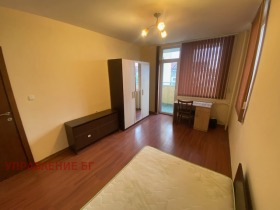 2 dormitoare Țentâr, Sofia 5