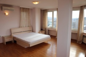 Maisonette Țentâr, Sofia