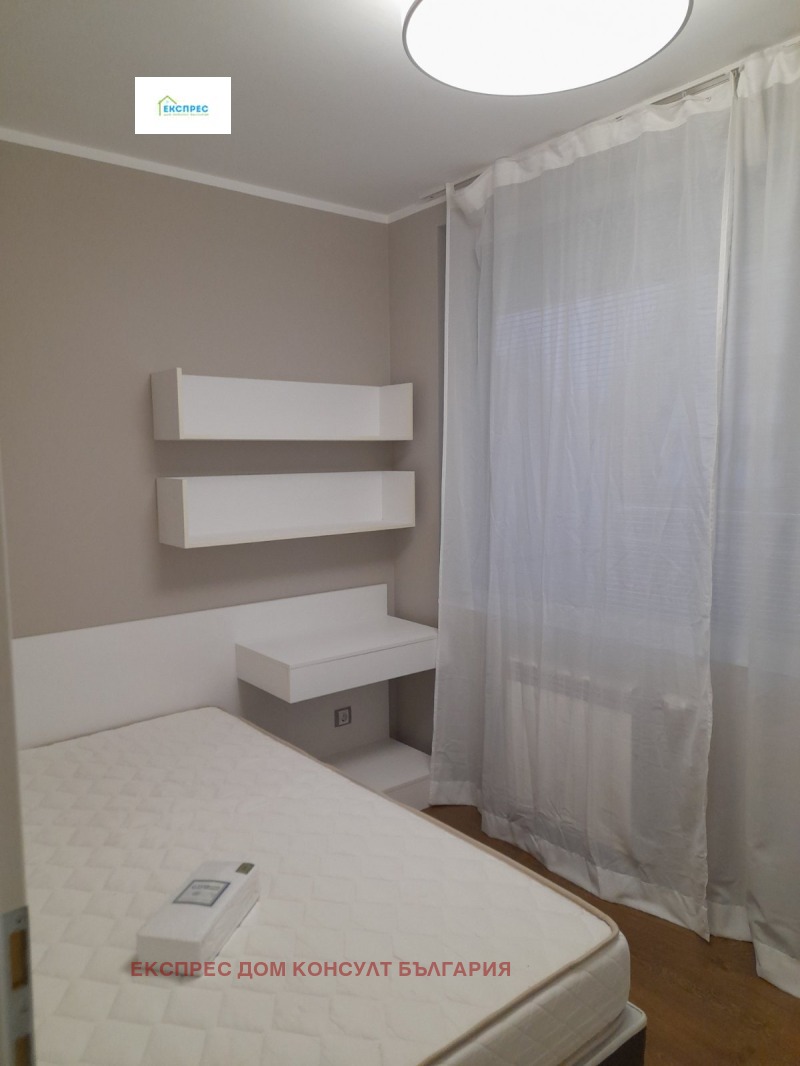 Kiadó  2 hálószobás Sofia , Studentski grad , 90 négyzetméter | 28005171 - kép [4]