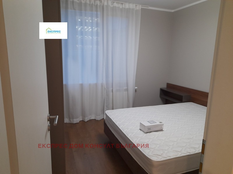 Kiadó  2 hálószobás Sofia , Studentski grad , 90 négyzetméter | 28005171 - kép [5]