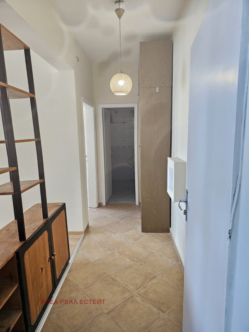 Дава под наем 3-СТАЕН, гр. София, Гео Милев, снимка 12 - Апартаменти - 52901187