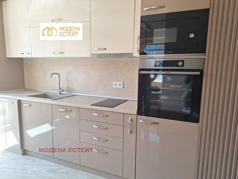 Дава под Наем 3-СТАЕН в град София, Център - 100 кв.м / 900 € » 1 760.25 лв., МОДЕНА ЕСТЕЙТ