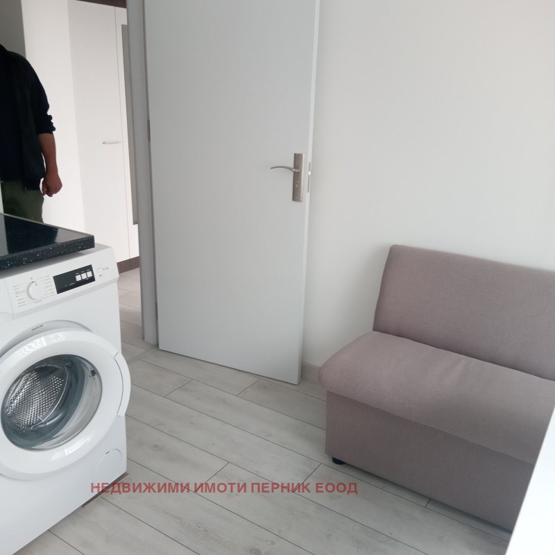 Дава под наем  2-стаен град Перник , Мошино , 60 кв.м | 67440580 - изображение [6]