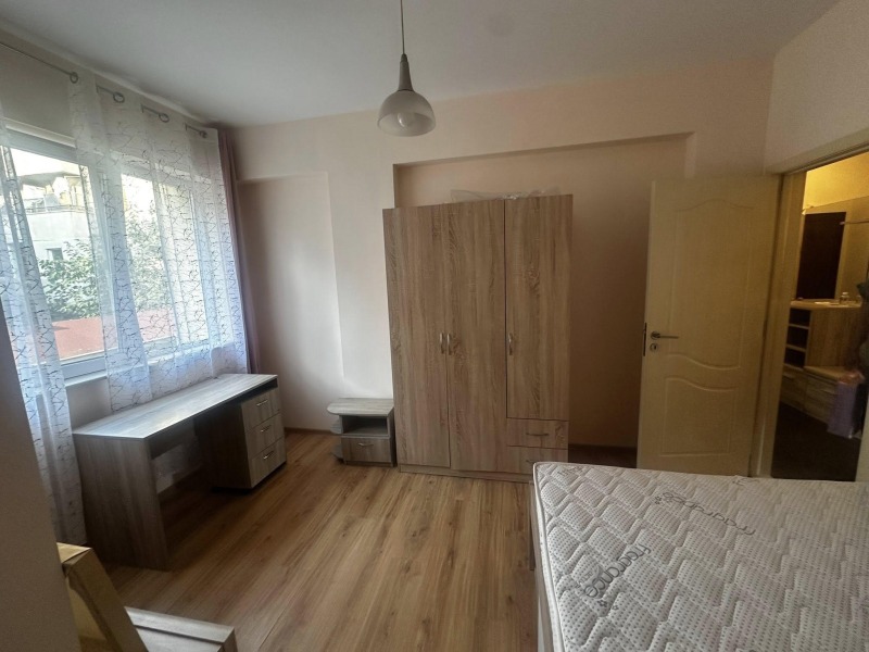 Дава под наем  3-стаен град Варна , Левски 1 , 90 кв.м | 20895593 - изображение [6]