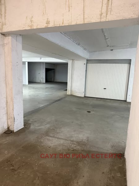 De inchiriat  Loc de parcare Sofia , j.gr.Iujen parc , 18 mp | 60488827 - imagine [3]
