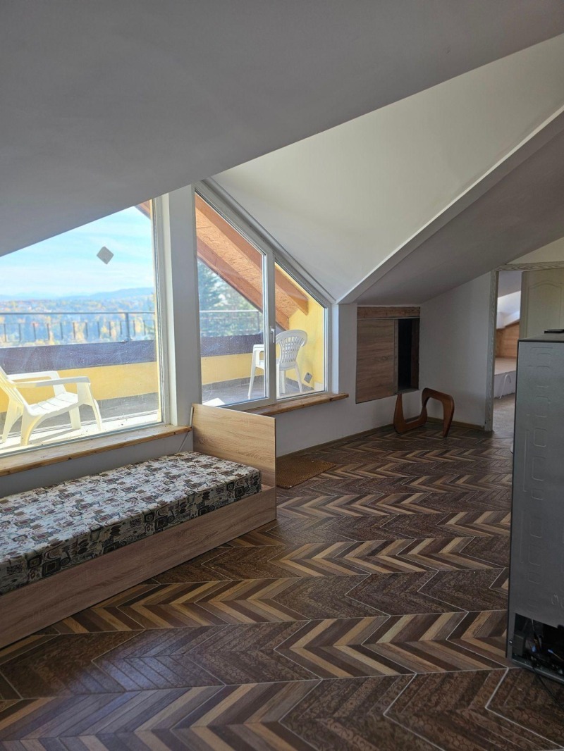 Дава под Наем 3-СТАЕН в град София, с. Бистрица - 108 кв.м / 620 € » 1 212.61 лв., РЕВОЛЮШЪН ЕСТЕЙТ РЕНТ
