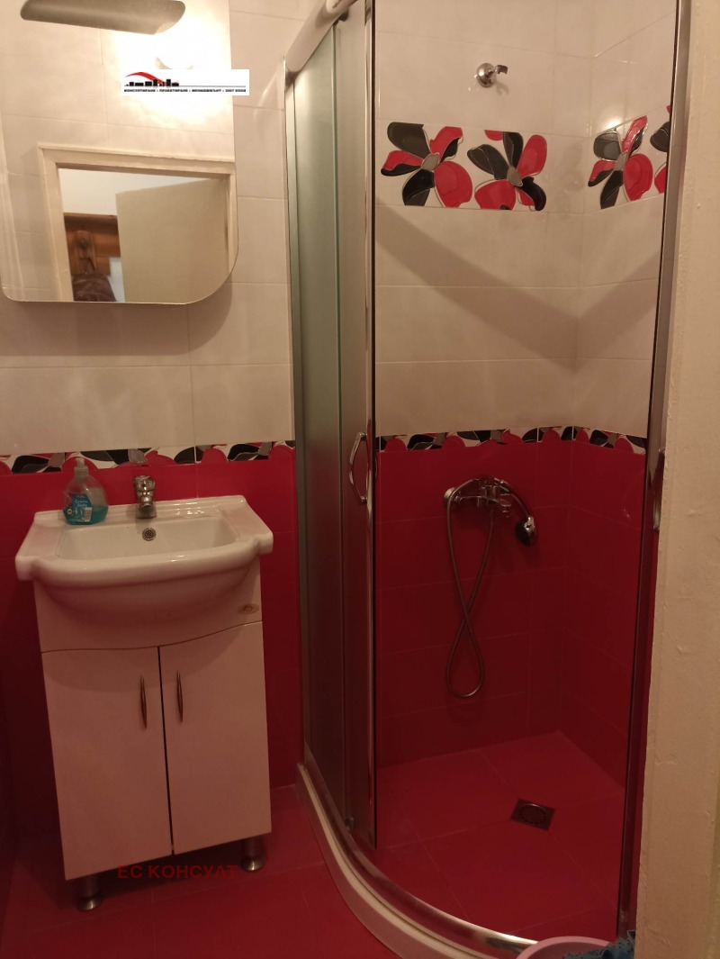 K pronájmu  1 ložnice Sofia , Borovo , 60 m2 | 92423221 - obraz [5]