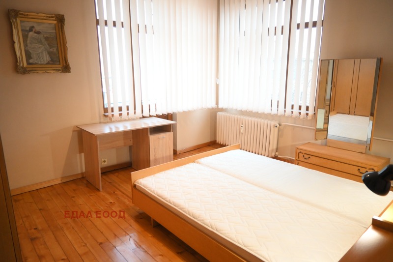 Дава под наем 2-СТАЕН, гр. София, Център, снимка 9 - Апартаменти - 53068265