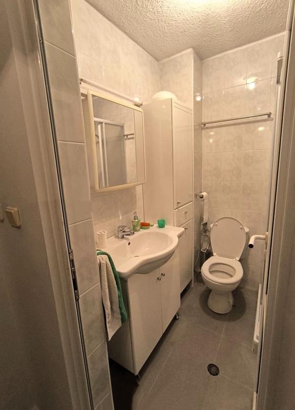 Дава под наем 2-СТАЕН, гр. София, Изток, снимка 6 - Апартаменти - 53243243