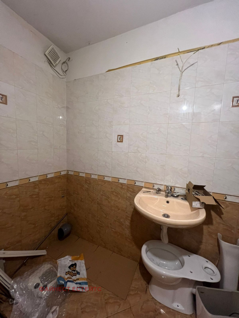 För uthyrning  2 sovrum Sofia , Strelbistje , 120 kvm | 83482841 - bild [16]