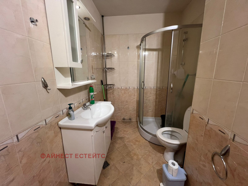 För uthyrning  2 sovrum Sofia , Strelbistje , 120 kvm | 83482841 - bild [15]