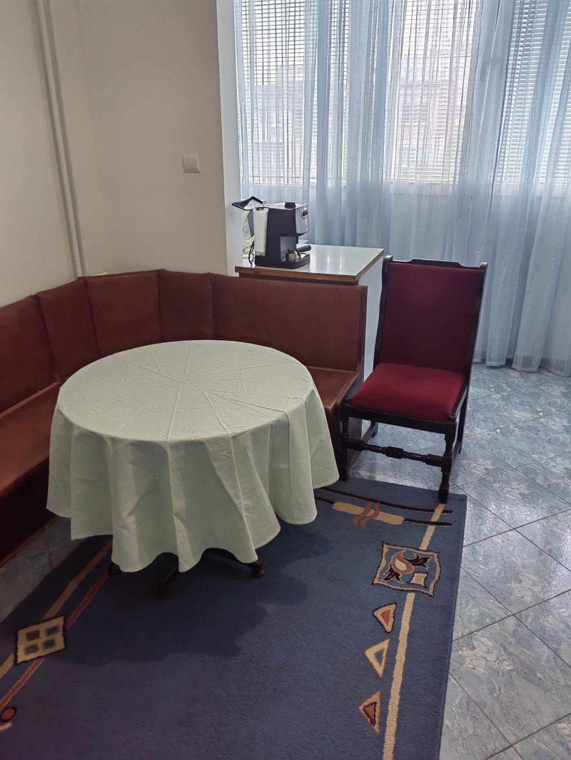 Издаје се  1 спаваћа соба Софија , Свобода , 70 м2 | 26124496 - слика [8]