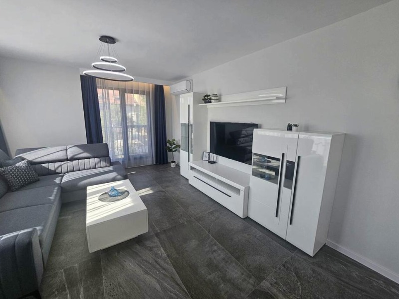 Под наем 3-СТАЕН, град Пловдив, Център • 1200 € • 41377652 — Holmes.bg