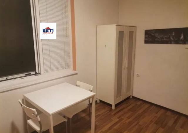 Дава под наем СТАЯ, гр. София, Оборище, снимка 3 - Стаи под наем - 54709687
