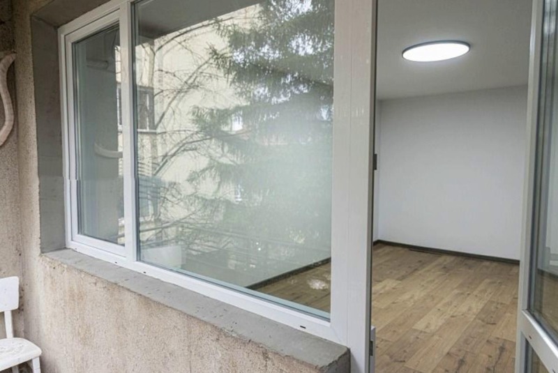 Дава под наем 2-СТАЕН, гр. София, Лозенец, снимка 12 - Апартаменти - 52600136