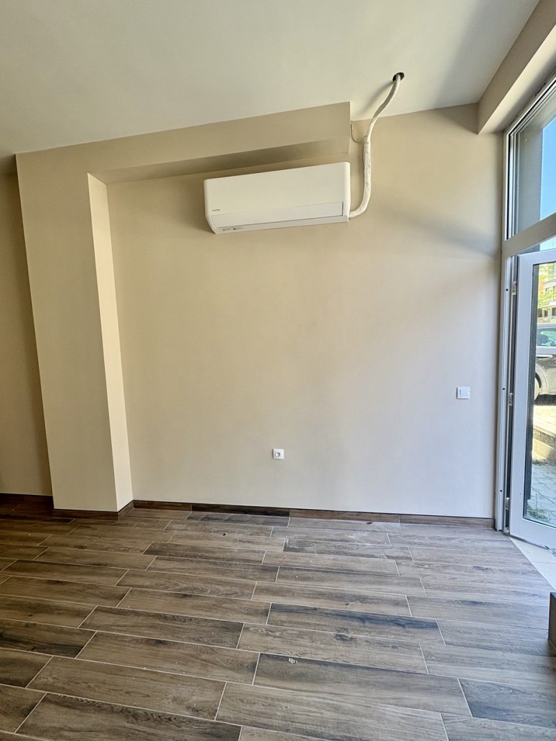 K pronájmu  Prodejna Sofia , Manastirski livadi , 42 m2 | 34626056 - obraz [4]