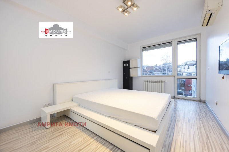 Дава под наем 3-СТАЕН, гр. София, Лозенец, снимка 4 - Апартаменти - 52798766