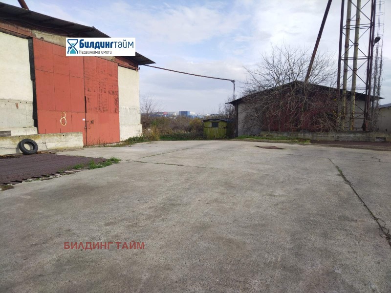 Дава под наем СКЛАД, гр. Шумен, Промишлена зона, снимка 3 - Складове - 52575781