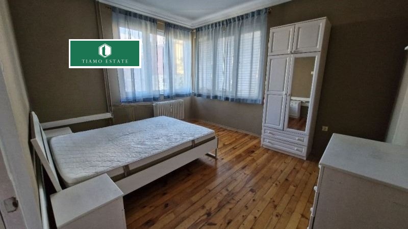 Zu vermieten  1 Schlafzimmer Sofia , Zentar , 81 qm | 75747116 - Bild [7]