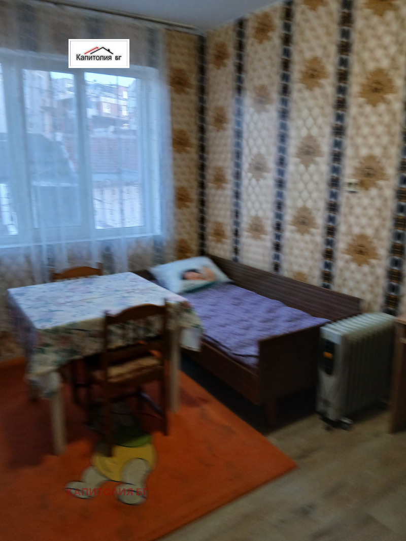 Дава под наем 2-СТАЕН, гр. Кърджали, Център, снимка 3 - Апартаменти - 52952764