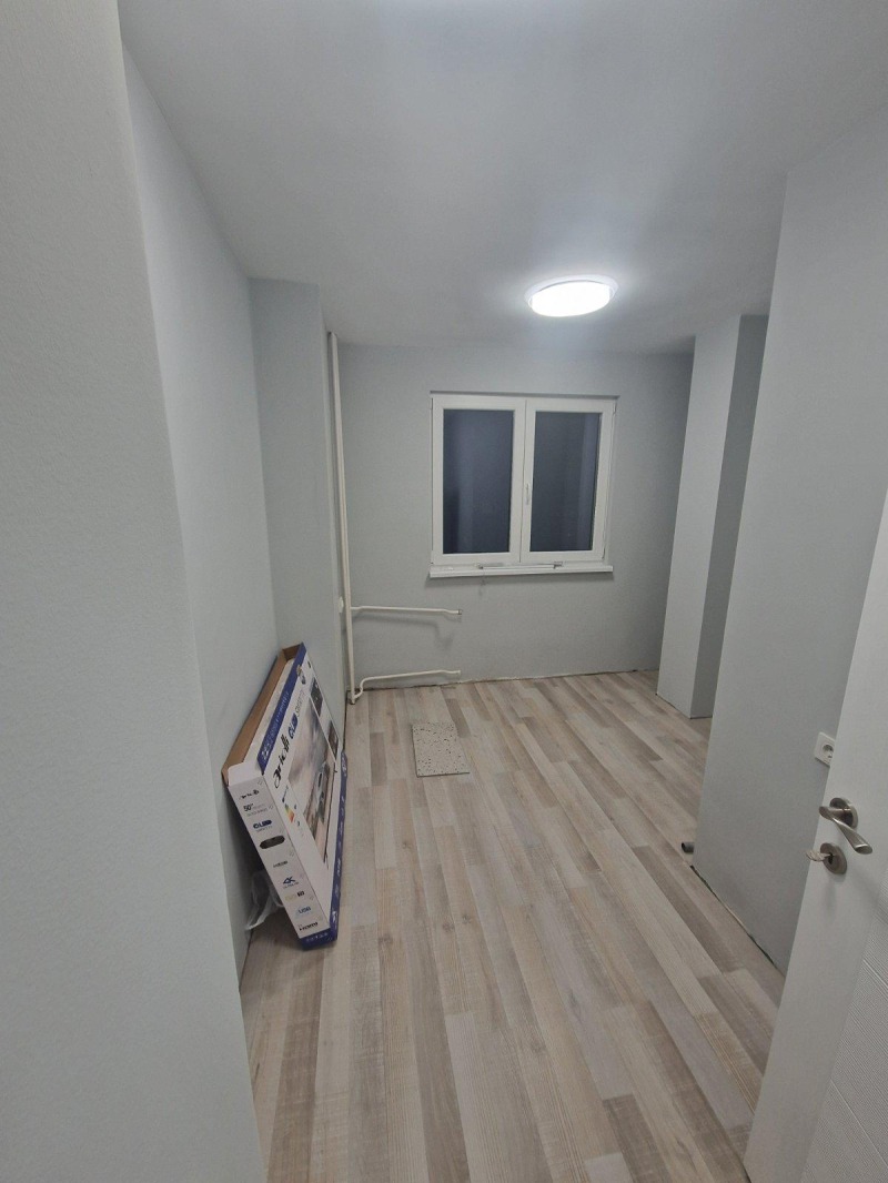 Til leje  3 soveværelser Plovdiv , Tsentar , 102 kvm | 79747054 - billede [7]