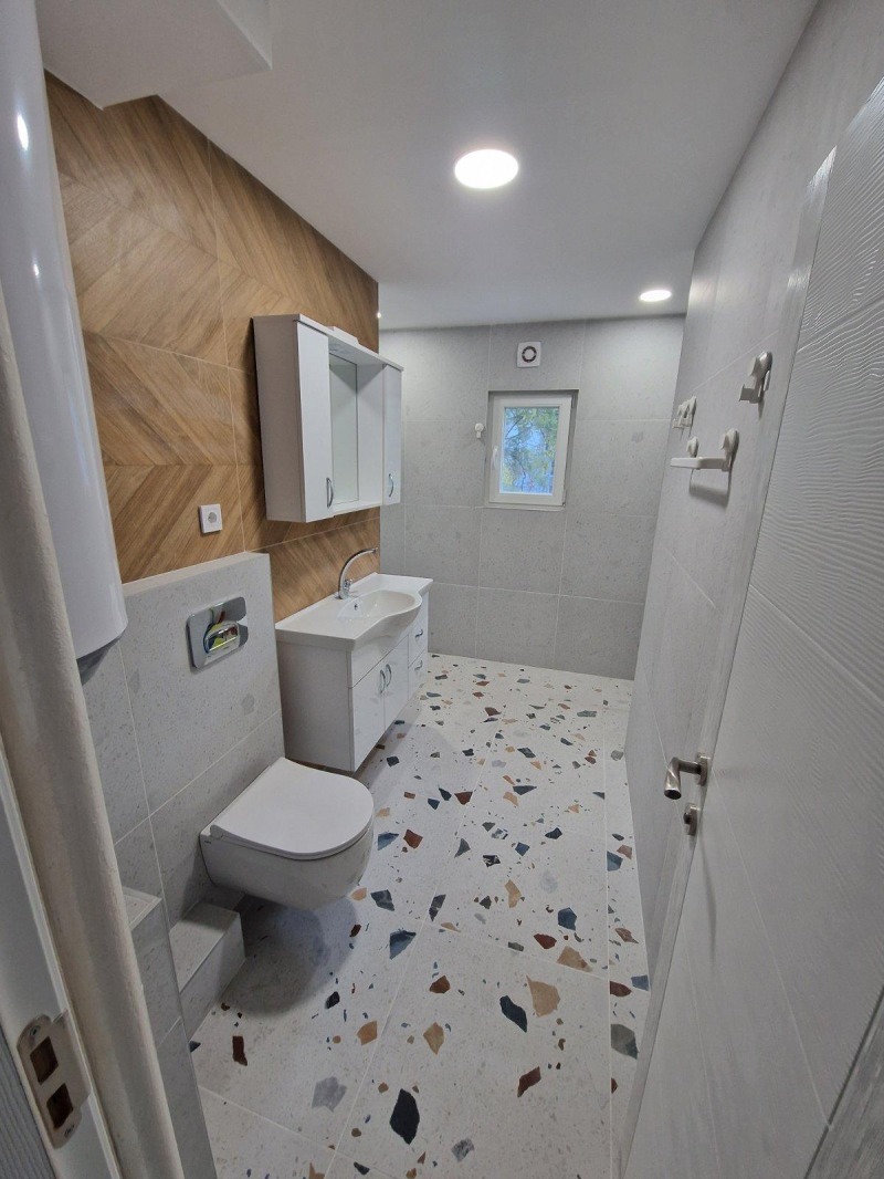 Til leje  3 soveværelser Plovdiv , Tsentar , 102 kvm | 79747054 - billede [9]