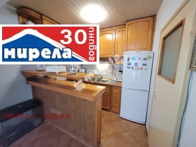 2-стаен град София, Оборище 5