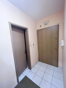 1 slaapkamer Tsentar, Sofia 10