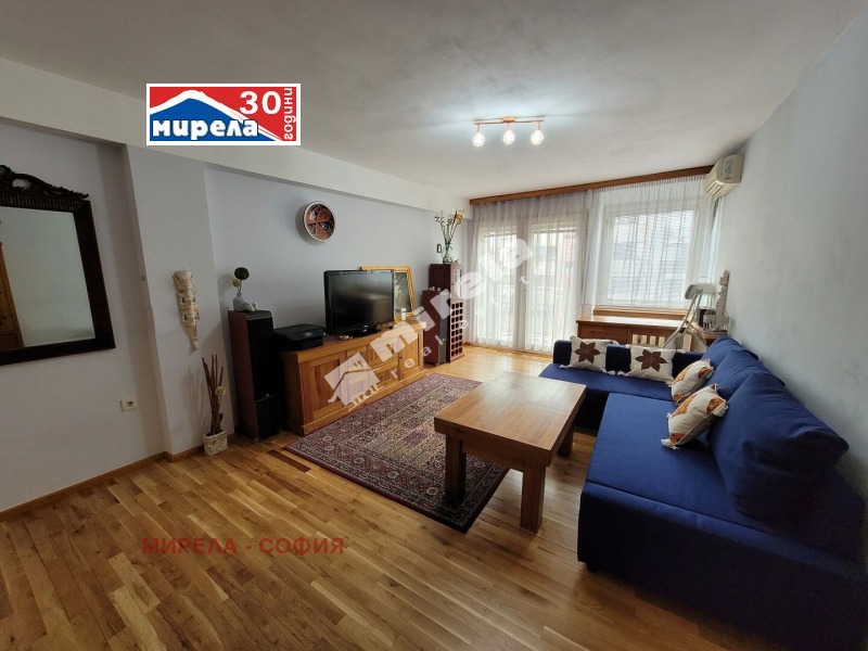 K pronájmu  1 ložnice Sofia , Oborište , 65 m2 | 78338719 - obraz [2]