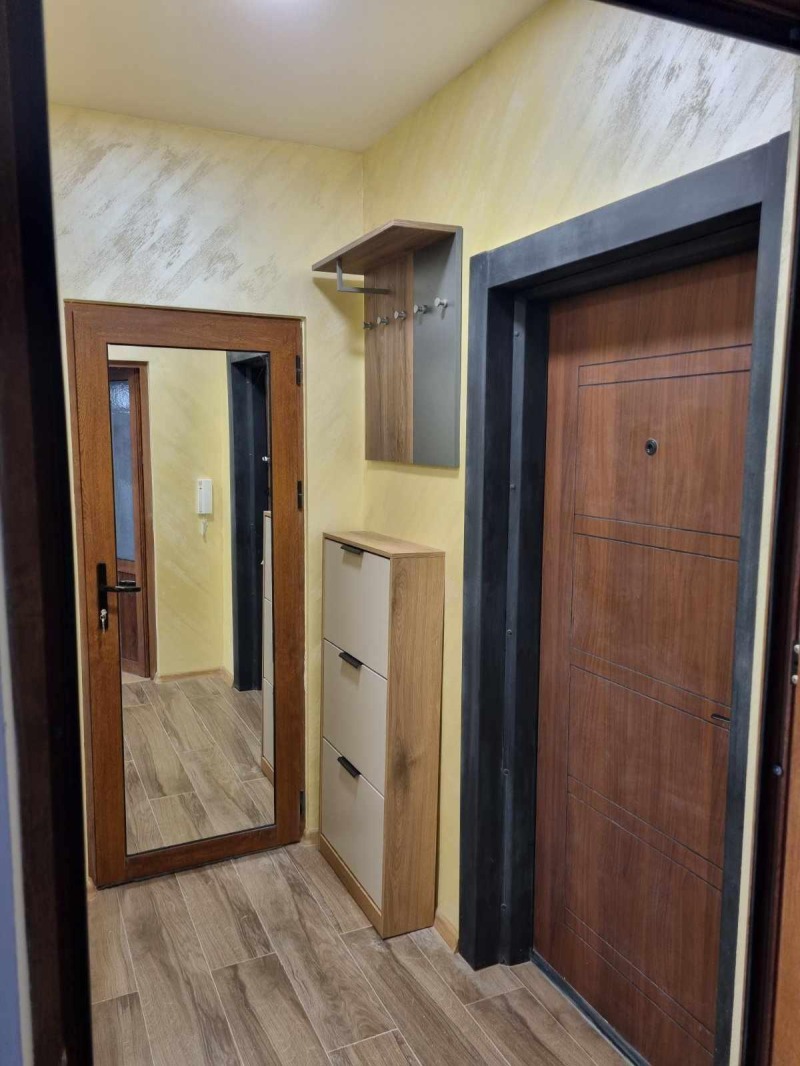 Zu vermieten  1 Schlafzimmer Warna , Zentar , 58 qm | 76065719 - Bild [7]