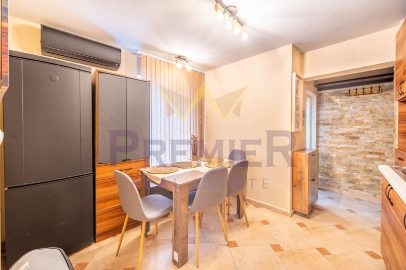 Дава под наем КЪЩА, гр. Варна, Колхозен пазар, снимка 2 - Къщи - 53075919