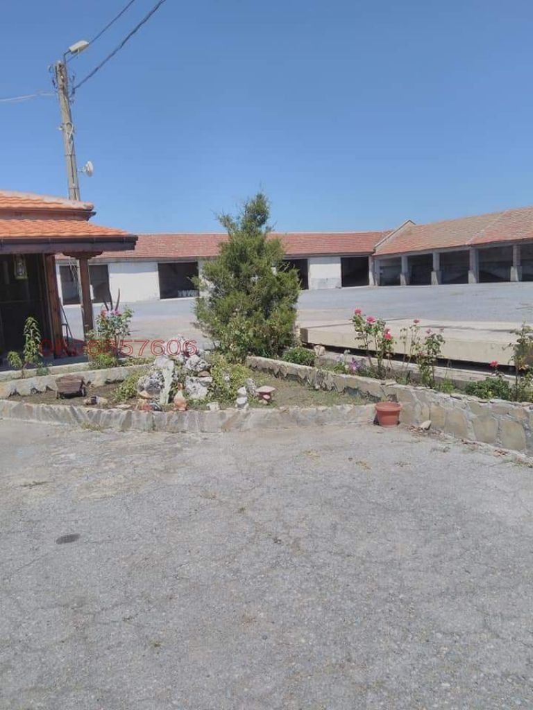 Дава под наем СКЛАД, с. Коньово, област Сливен, снимка 5 - Складове - 52786108