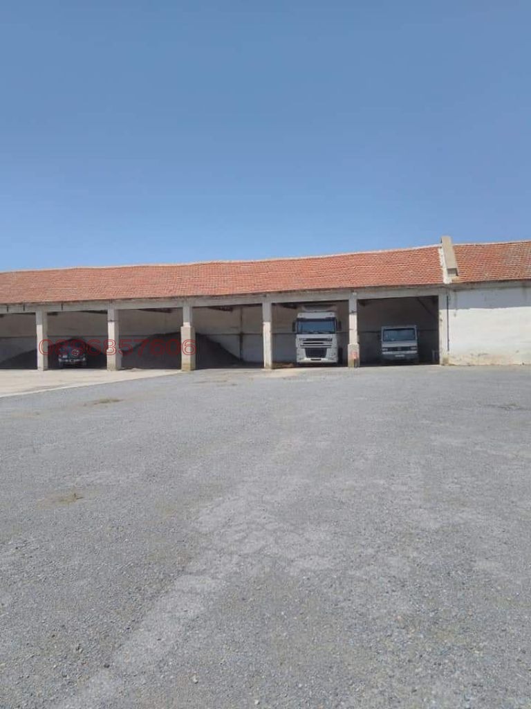 Дава под наем СКЛАД, с. Коньово, област Сливен, снимка 14 - Складове - 52786108