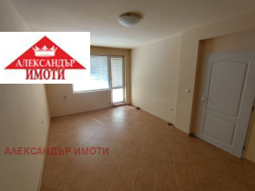 2-стаен град София, Белите брези 8