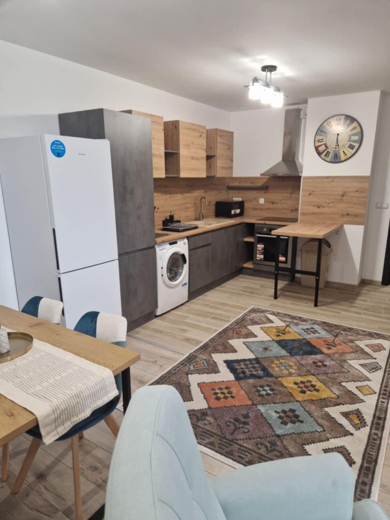 Da affittare  1 camera da letto Plovdiv , Hristo Smirnenski , 80 mq | 29727968
