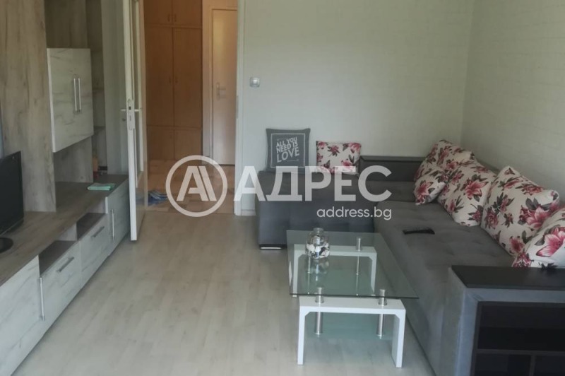 Kiralık  2 yatak odası Sofia , Belite brezi , 74 metrekare | 81250025