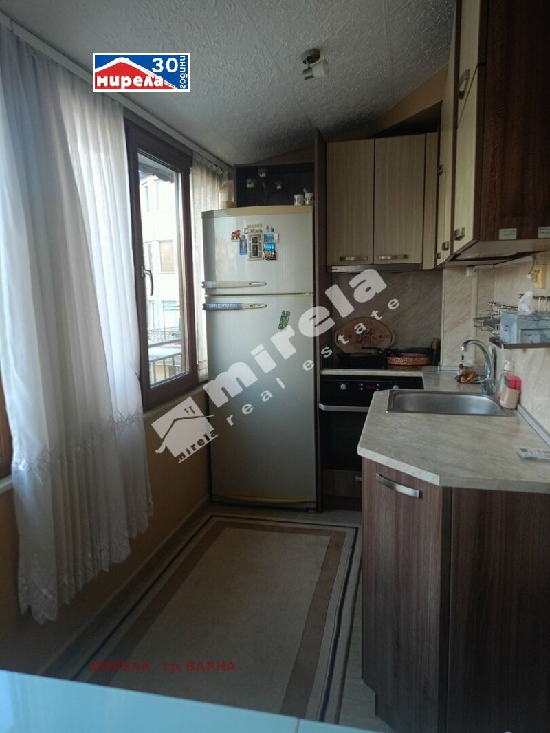 Дава под наем 3-СТАЕН, гр. Варна, Левски 1, снимка 6 - Апартаменти - 52990200