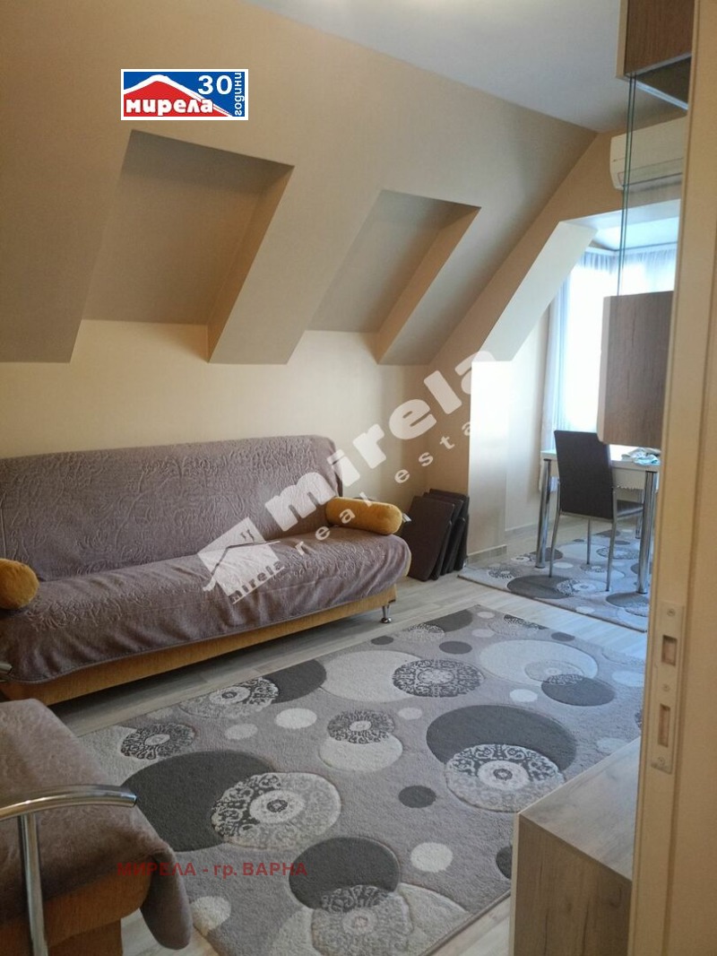 Дава под наем 3-СТАЕН, гр. Варна, Левски 1