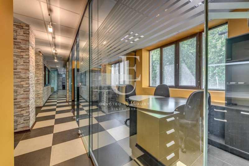 A louer  Bureau Sofia , Tsentar , 108 m² | 76094059 - image [3]
