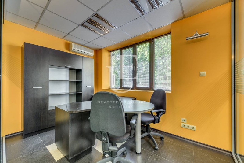 A louer  Bureau Sofia , Tsentar , 108 m² | 76094059 - image [9]